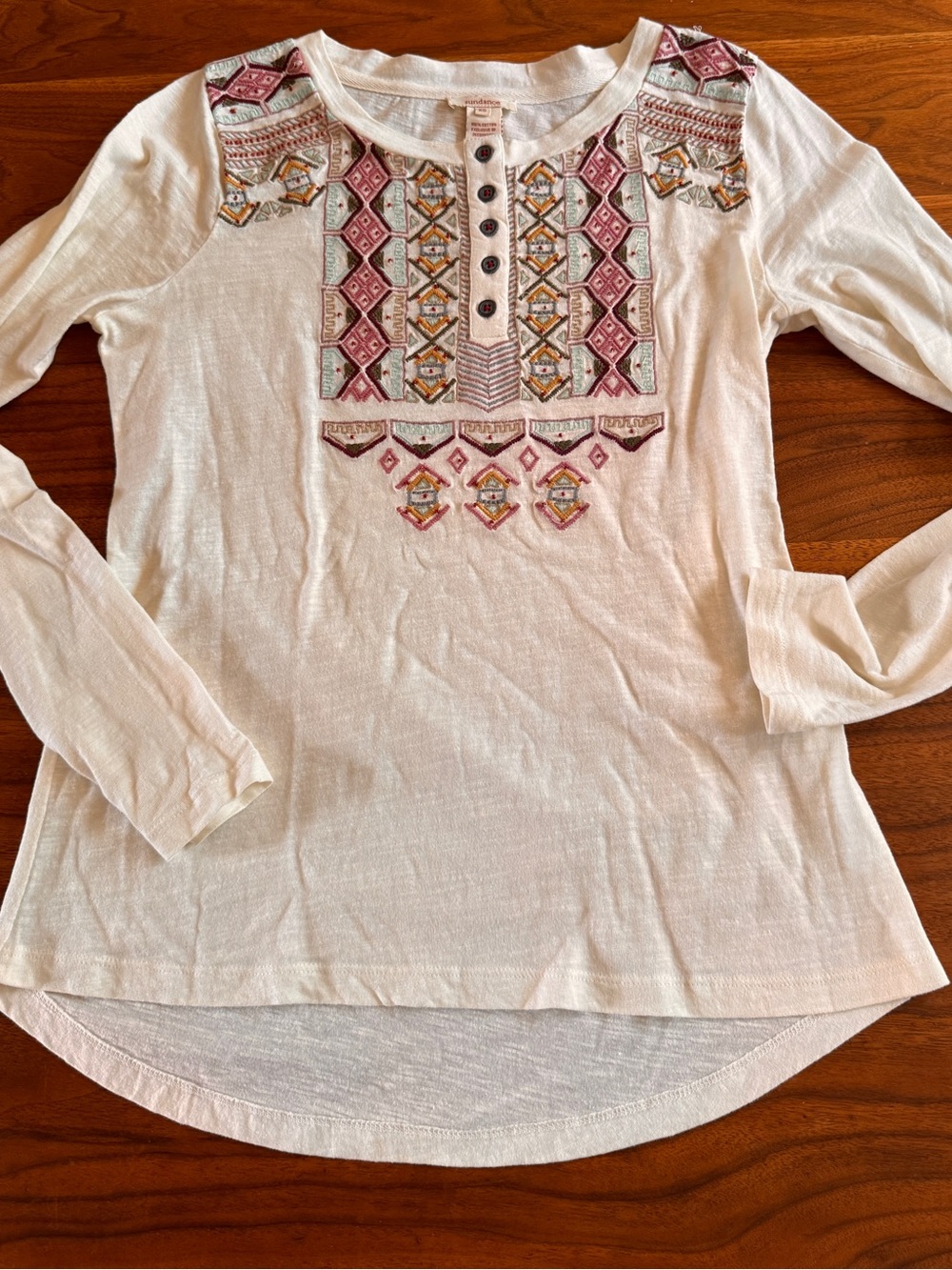 Sundance Embroidered Beaded Henley in cream 100% cotton, in EUC Size XS Boho